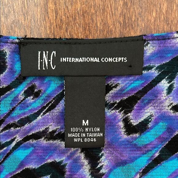 Vintage 90s Mesh INC Women's Vibrant Blue and Purple Blouse, Size Medium - Picture 14 of 14